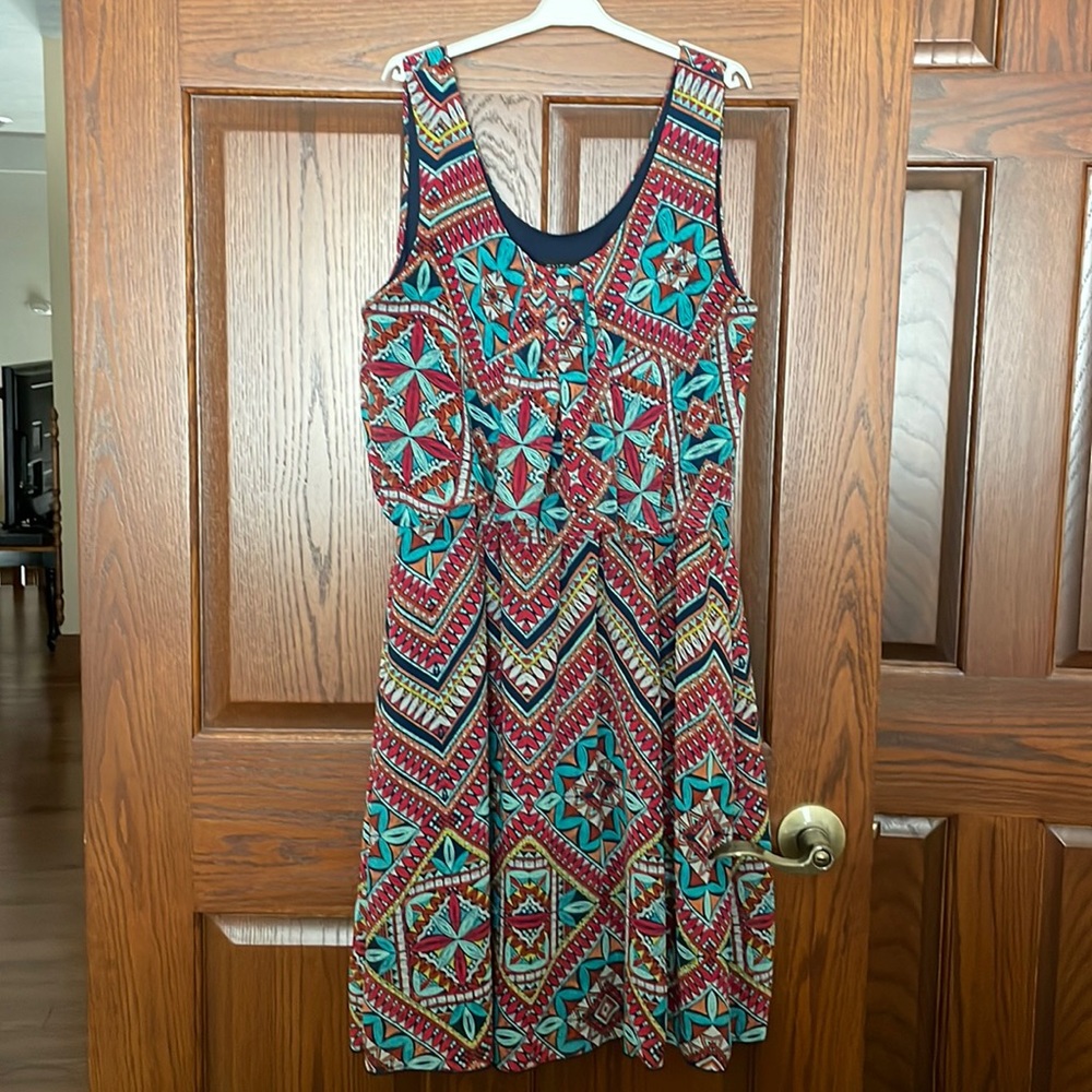Enfocus Studio multicolored dress with elastic waist. Size 8